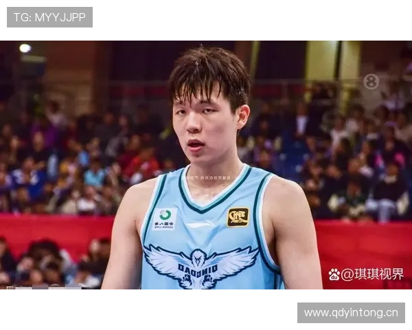 杨瀚森训练完直接拎两袋蛋白粉回家，这饭量是认真的？