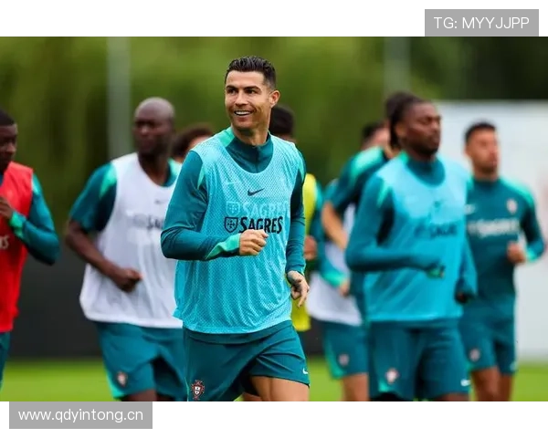 C罗回归曼联的战术体系大变动——是巨星依赖还是团队崛起的起点？